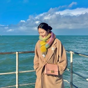 Meet your Posher, Hyun sun